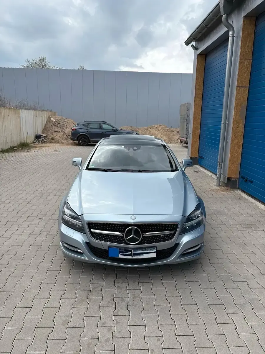 Gebraucht Mercedes CLS350 252 PS (185 kW) 2013 Grau Coupé