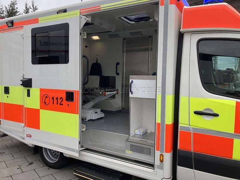 Gebraucht Mercedes Sprinter 190 PS (139 kW) 2016 Reinweiß Van