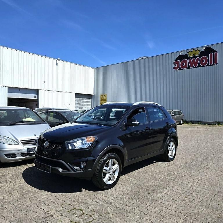 Schwarz Gebraucht 2015 Ssangyong Korando SUV | 4.850 € (Guter Preis) - Bild 1/4