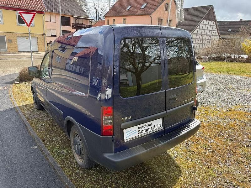 Gebraucht Opel Combo 75 PS (55 kW) 2006 Blau Van / Kleinbus