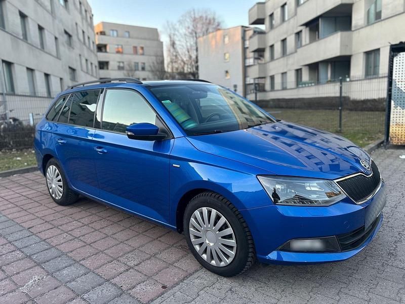 Gebraucht Skoda Fabia Clever 110 PS (80 kW) 2018 Blau Kombi