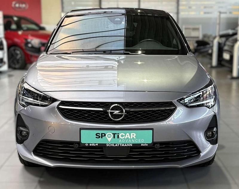 Gebraucht Opel Corsa-e GS Line 100 kW (136 PS) 2022 Kontrast grau/quarz silber Kleinwagen