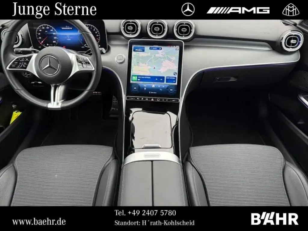Gebraucht Mercedes C300e 197 PS (144 kW) 2024 Lack obsidianschwarz (metallic) Limousine