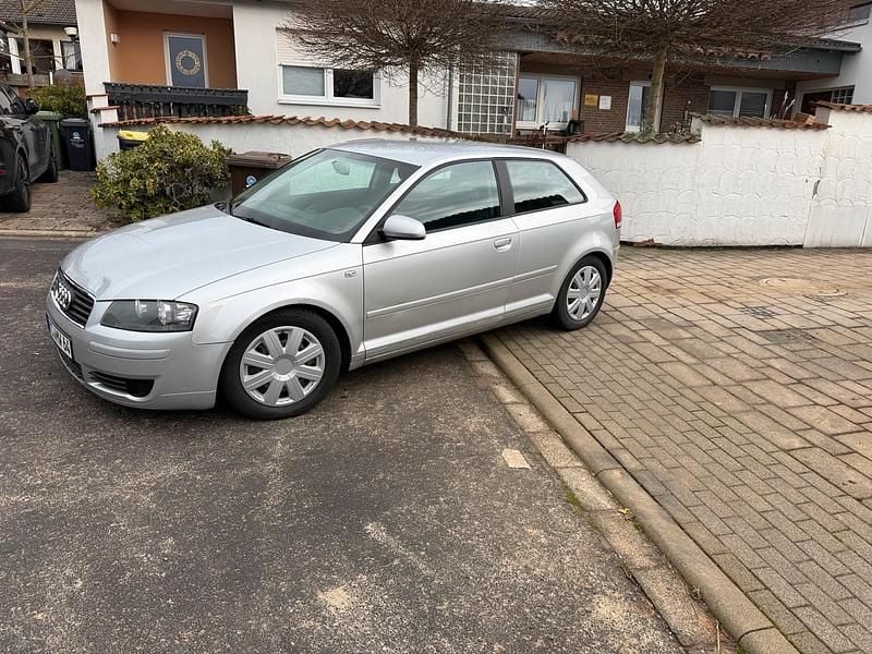 Silber Gebraucht 2005 Audi A3 Coupé | 1.999 € (Fairer Preis) - Bild 1/4