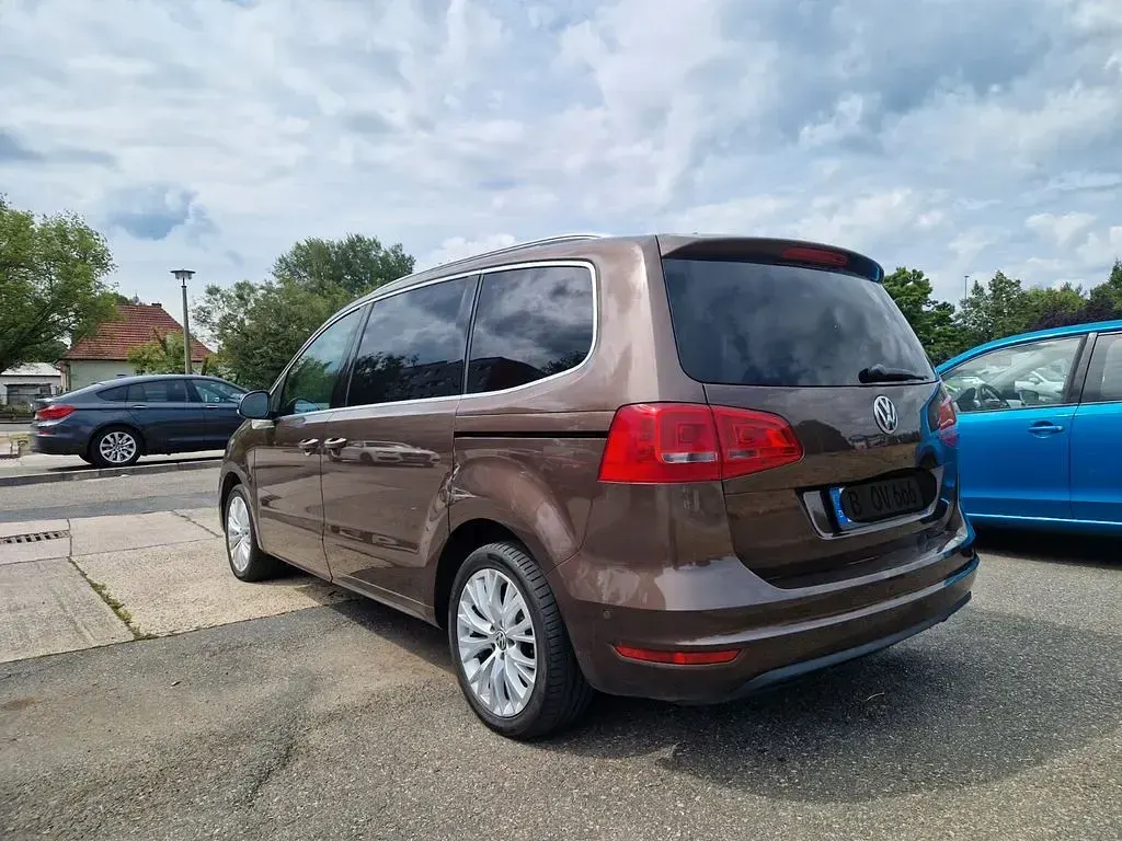 Brugt VW Sharan Highline 177 HK (130 kW) 2013 Brun MPV