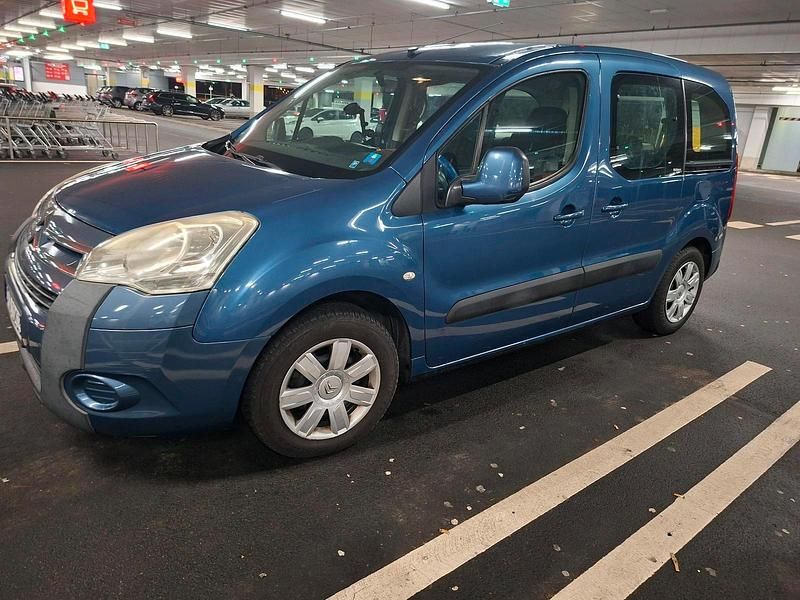 Gebraucht Citroën Berlingo 90 PS (66 kW) 2010 Blau Van / Kleinbus