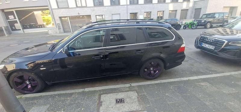Second-hand BMW 525 197 CP (144 kW) 2008 Negru Break