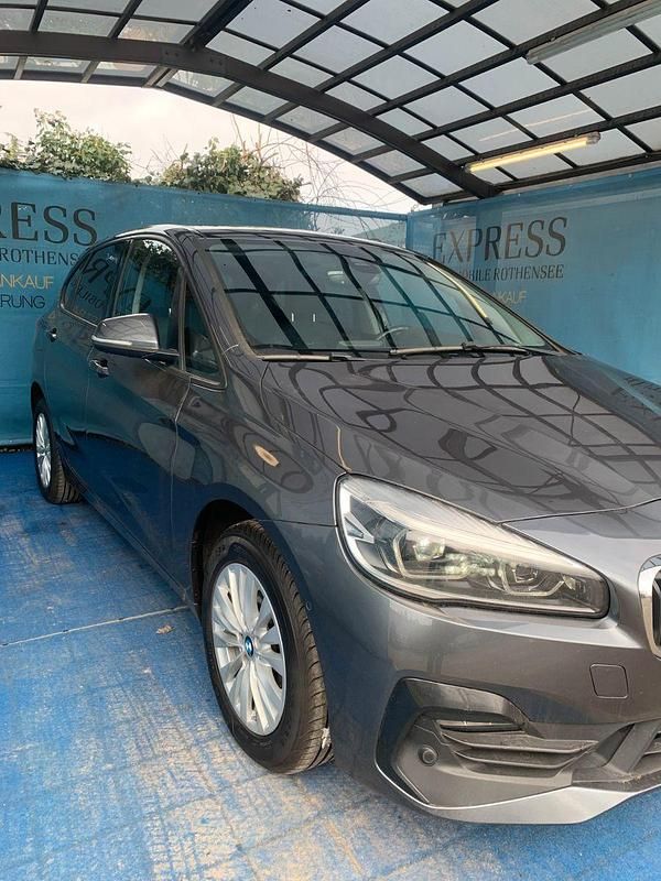 Gebraucht BMW 218 Advantage 150 PS (110 kW) 2020 Grau Kombi