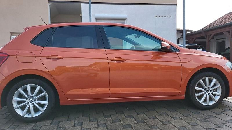 Gebraucht VW Polo Highline 95 PS (69 kW) 2018 Orange Kleinwagen