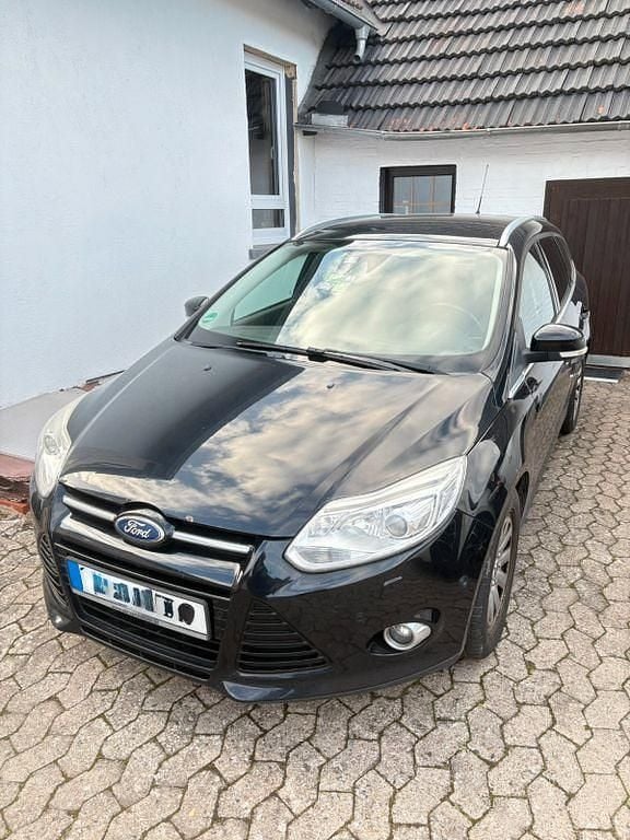 Gebraucht Ford Focus Titanium 163 PS (119 kW) 2013 Schwarz Limousine