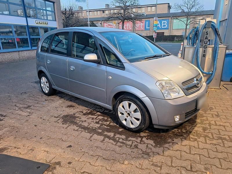 Second-hand Opel Meriva 100 CP (73 kW) 2004 Argintiu Monovolum