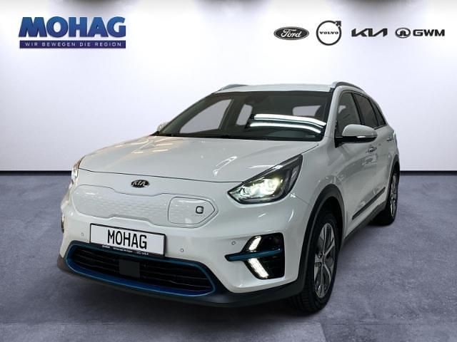 Weiss Gebraucht 2021 Kia e-Niro Spirit SUV | 21.990 € (Fairer Preis) - Bild 1/4