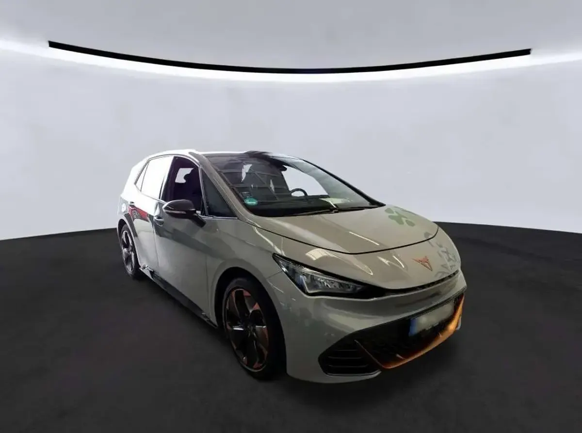 Gebraucht Cupra Born 150 kW (204 PS) 2024 Vaporgrau Kleinwagen