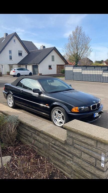 Gebraucht BMW 318 Cabriolet 143 PS (105 kW) 2003 Schwarz Cabrio