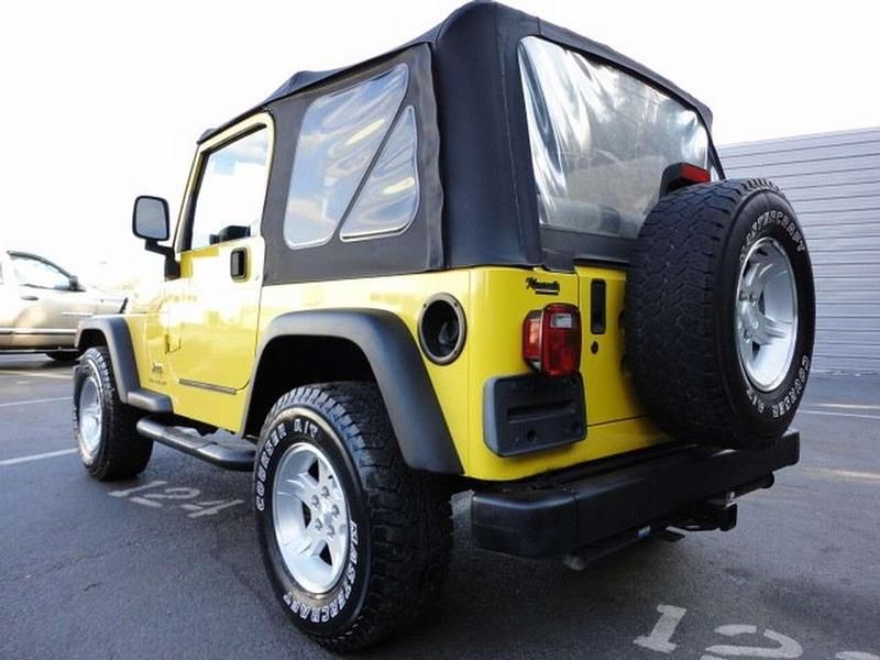 Gebraucht Jeep Wrangler Sport 177 PS (130 kW) 2004 Gelb SUV