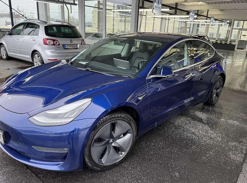Gebraucht Tesla Model 3 350 kW (476 PS) 2019 Blau Limousine