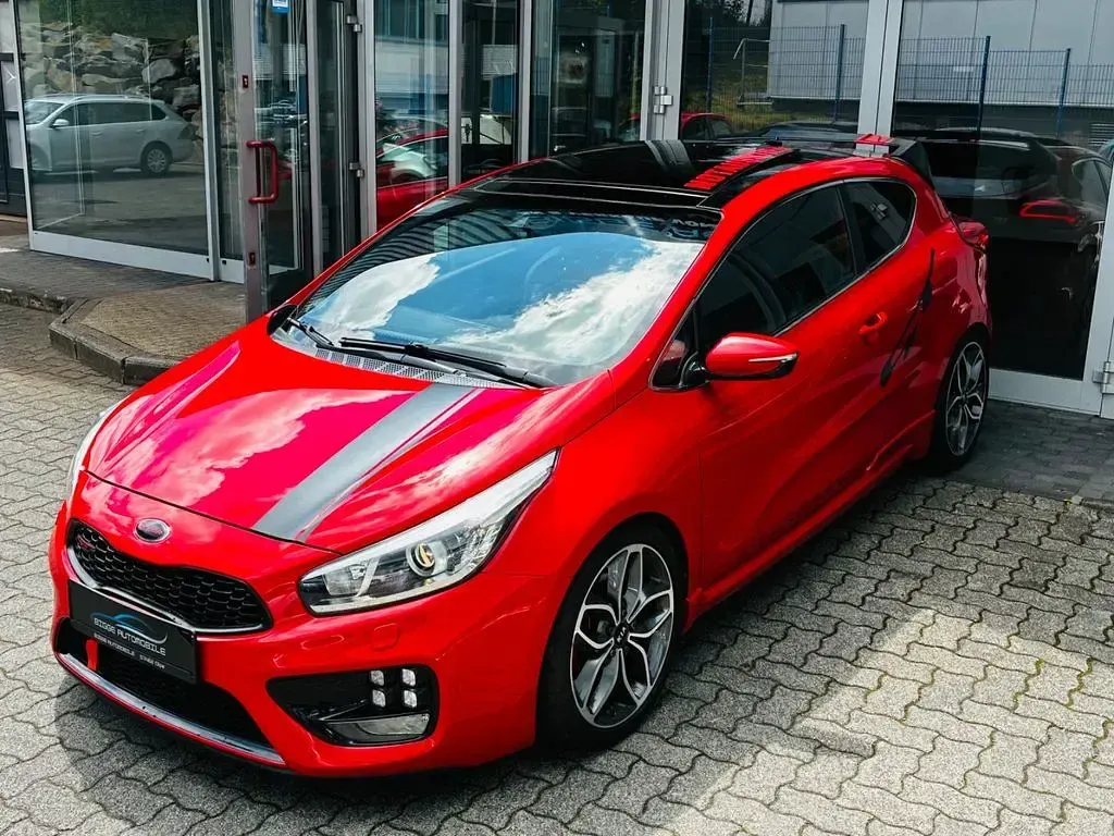 Gebraucht Kia Ceed GT-Track 204 PS (150 kW) 2014 Rot Kleinwagen