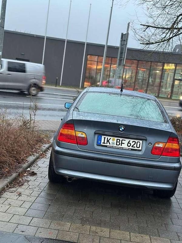 Gebraucht BMW 318 143 PS (105 kW) 2004 Limousine