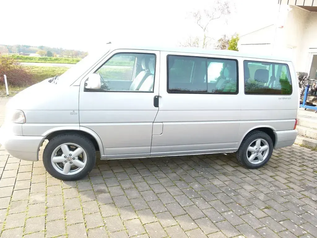 Używany VW T4 151 KM (111 kW) 2003 Srebrny Van