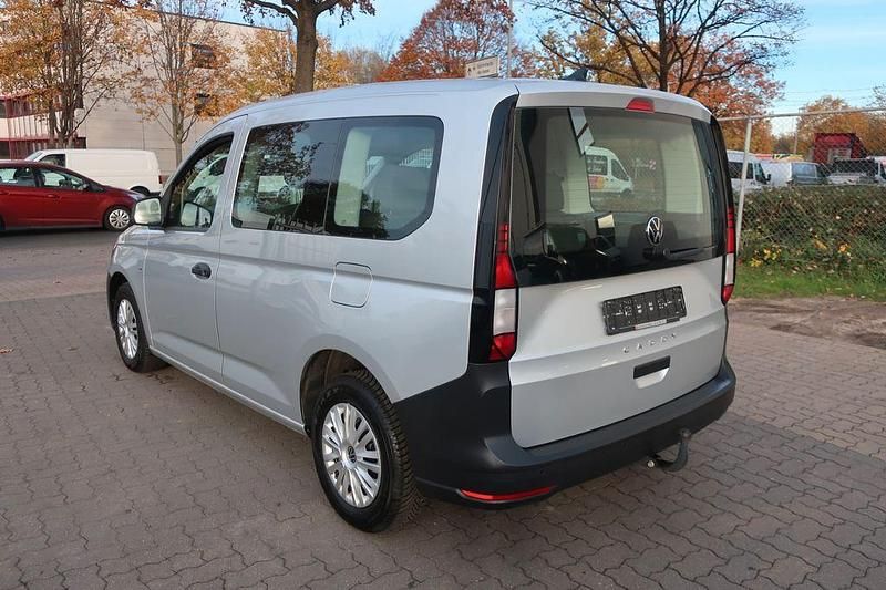 Gebraucht VW Caddy 102 PS (75 kW) 2023 Silber Van / Kleinbus