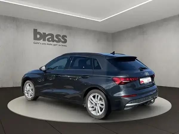 Gebraucht Audi A3 Ambiente 150 PS (110 kW) 2025 Manhattangrau metallic Limousine