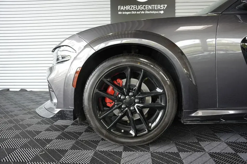 Gebraucht Dodge Charger SXT 292 PS (214 kW) 2021 Grau Limousine