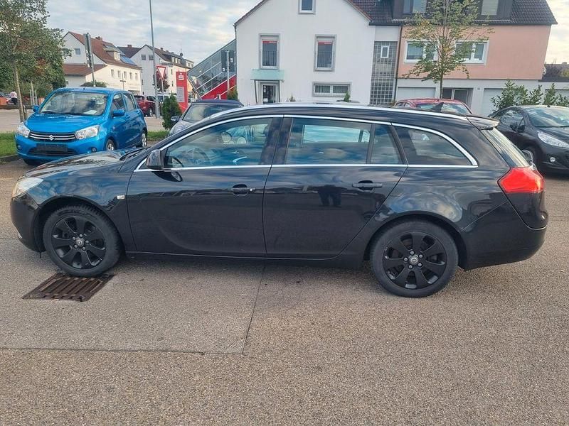 Gebraucht Opel Insignia Edition 160 PS (117 kW) 2009 Schwarz Kombi