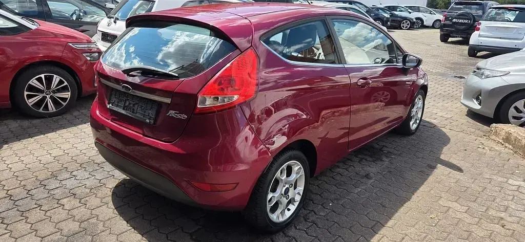 Gebraucht Ford Fiesta Titanium 82 PS (60 kW) 2012 Kleinwagen