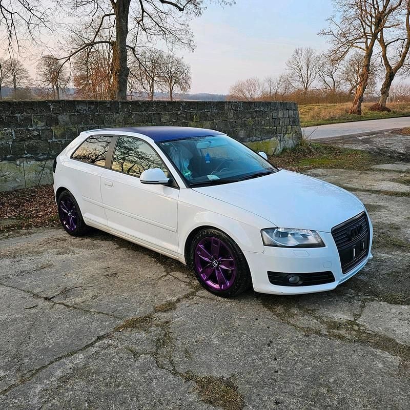 Weiß Gebraucht 2010 Audi A3 Kleinwagen | 3.800 € (Fairer Preis) - Bild 1/4