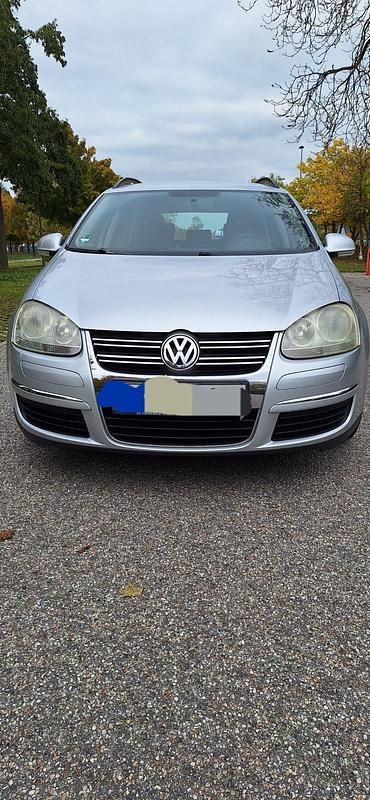 Gebraucht VW Golf V Trendline 105 PS (77 kW) 2008 Silber Kombi