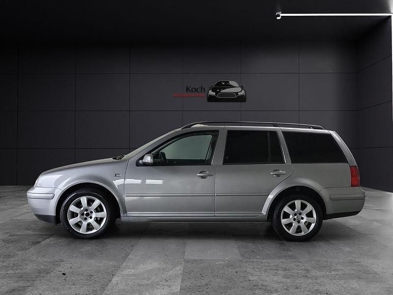 Gebraucht VW Golf IV Basis 101 PS (74 kW) 2006 Silbergrau metallic Kombi