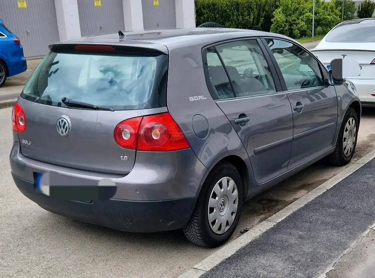Gebraucht VW Golf IV 105 PS (77 kW) 2006 Grau Limousine