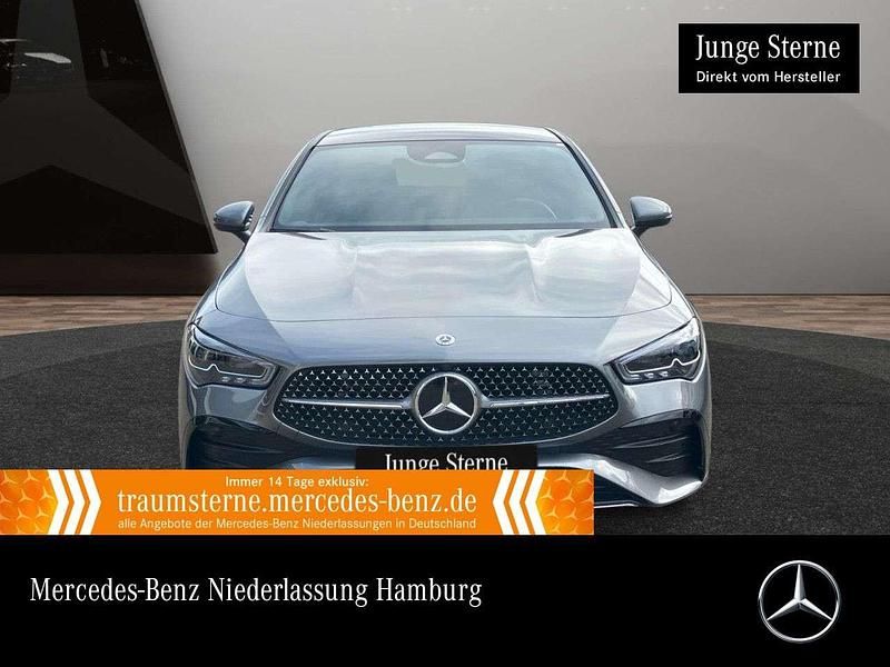Grau Gebraucht 2024 Mercedes CLA200 AMG Limousine | 35.990 € (Fairer Preis) - Bild 1/3