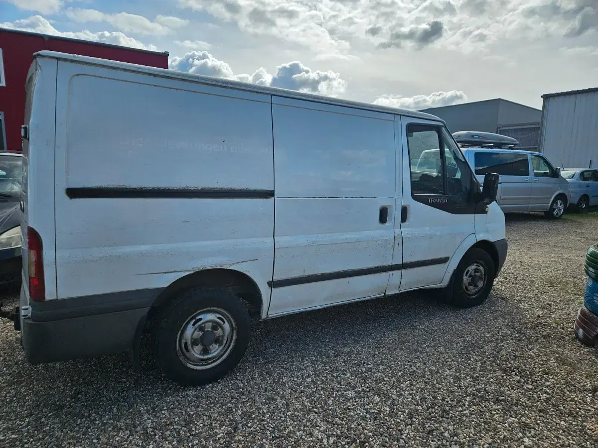 Usata Ford Transit 125 CV (91 kW) 2012 Bianco Pick-up