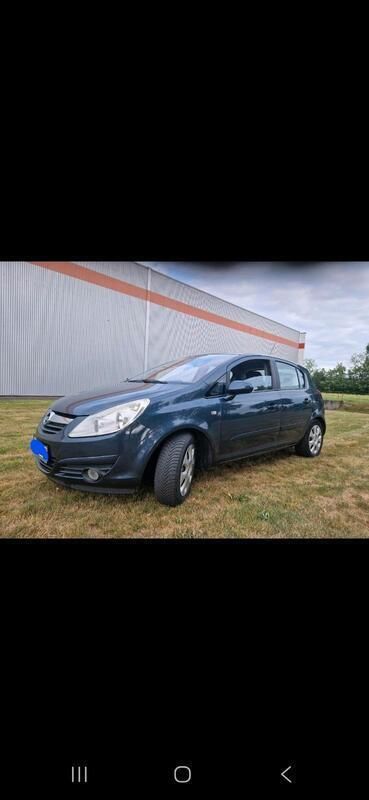 Andere außenfarben Gebraucht 2007 Opel Corsa Limousine | 2.199 € (Etwas zu teuer) - Bild 1/4