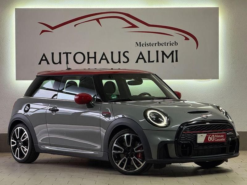 Moonwalk grey Gebraucht 2021 Mini John Cooper Works Kleinwagen | 25.980 € (Fairer Preis) - Bild 1/4