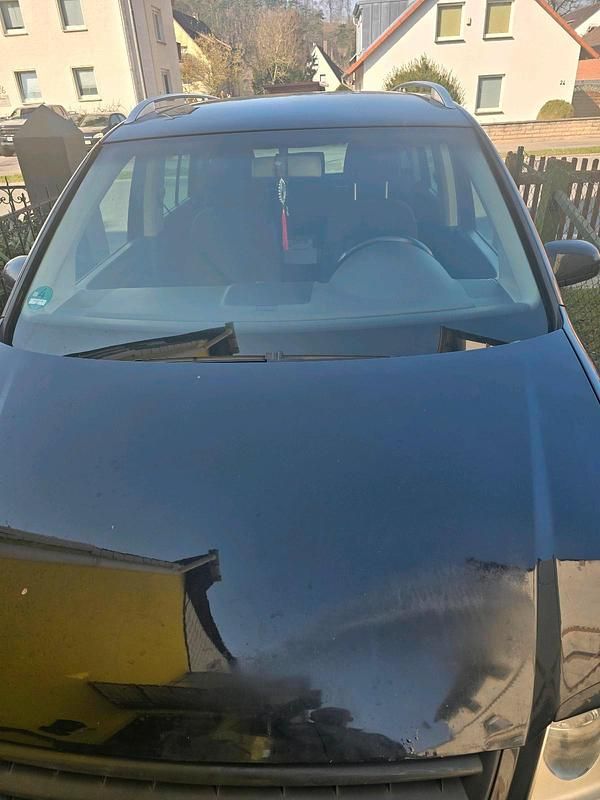 Gebraucht VW Touran 140 PS (102 kW) 2005 Schwarz Van / Kleinbus