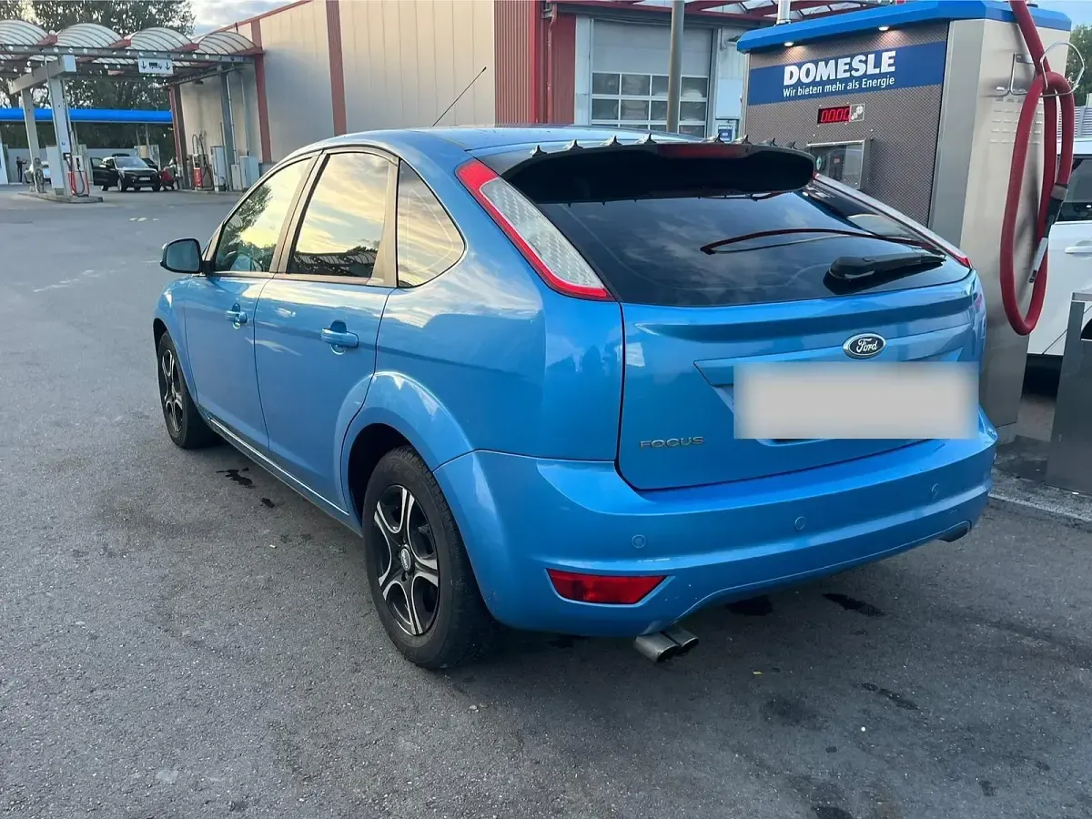 Brugt Ford Focus 90 HK (66 kW) 2009 Blå Sedan