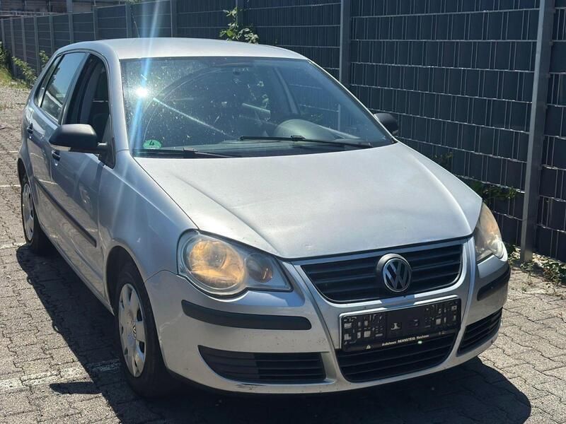 Silber Gebraucht 2009 VW Polo Trendline Kleinwagen | 1.000 € (Superpreis) - Bild 1/4