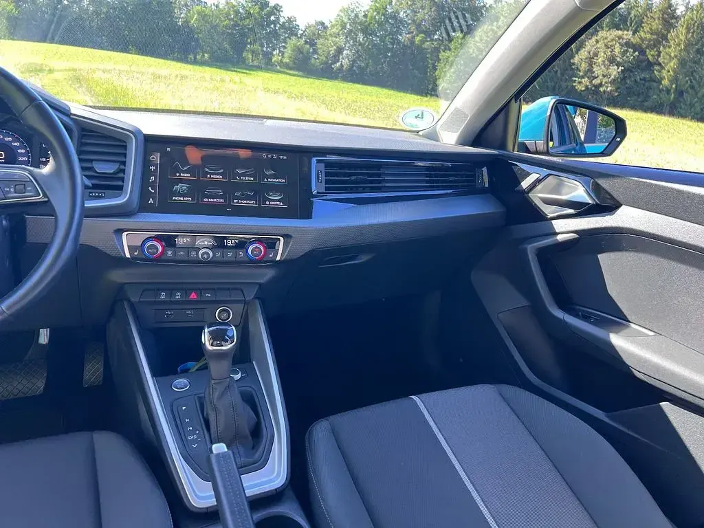 Gebraucht Audi A1 116 PS (85 kW) 2020 Grün SUV