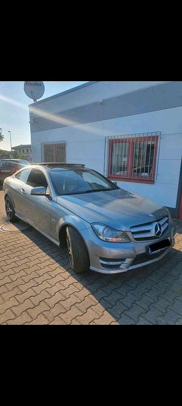 Gebraucht Mercedes C250 AMG 204 PS (150 kW) 2013 Grau Coupé