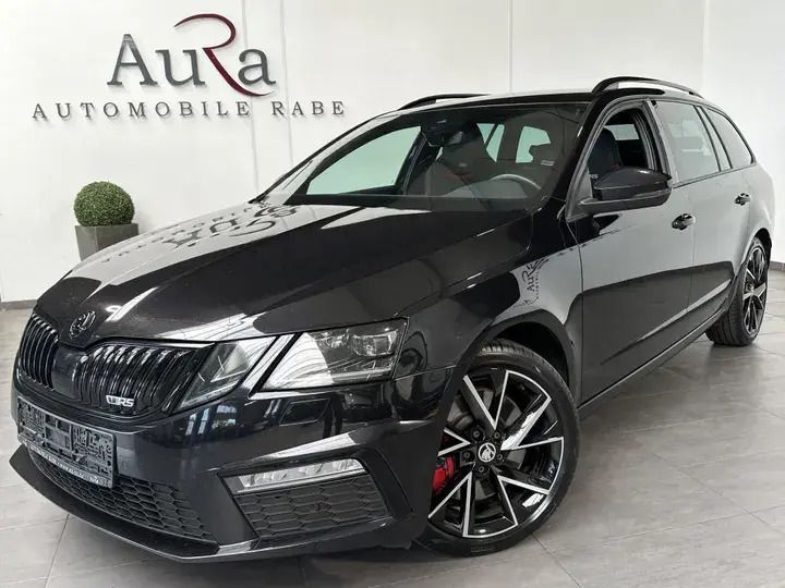 Blackmagic Gebraucht 2020 Skoda Octavia RS Kombi | 24.749 € (Fairer Preis) - Bild 1/4