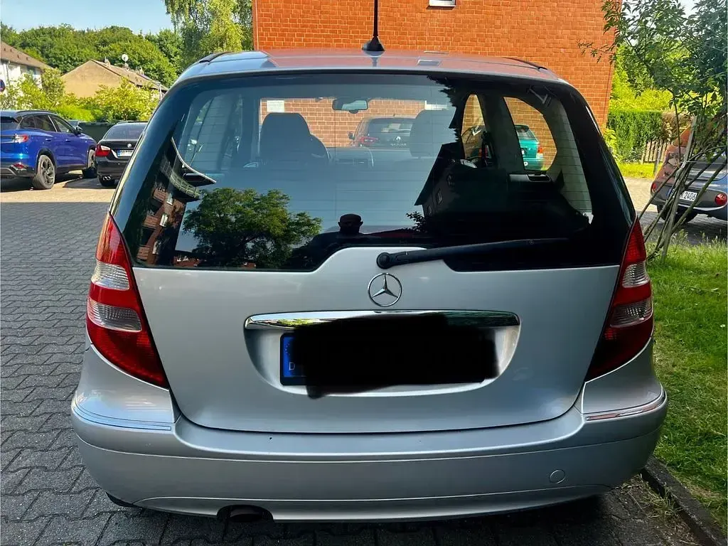 Gebraucht Mercedes A150 Elegance 95 PS (69 kW) 2005 Silber Limousine
