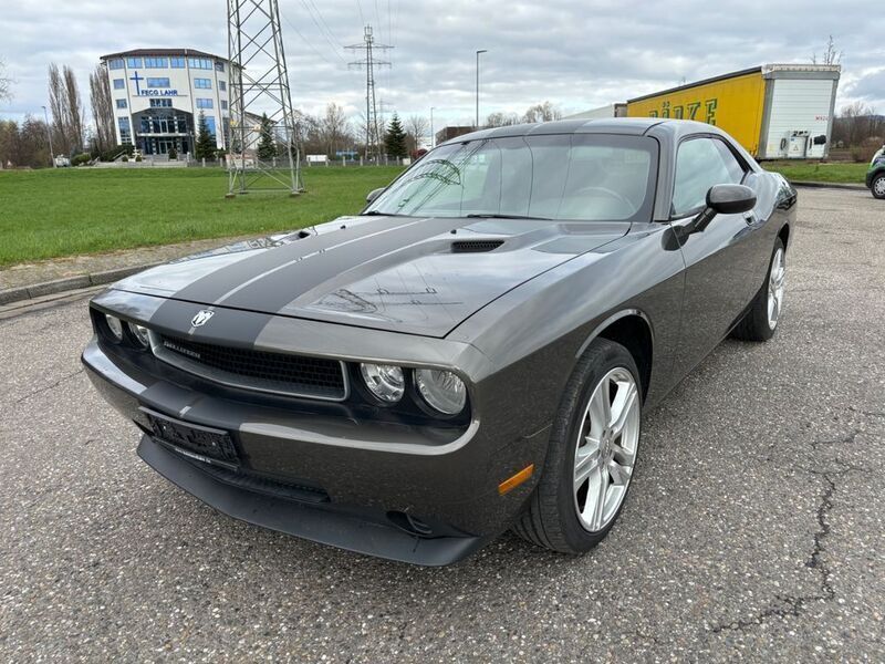 Grau Gebraucht 2010 Dodge Challenger Coupé | 15.900 € - Bild 1/4
