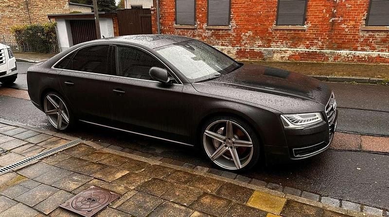 Blau Gebraucht 2015 Audi A8 Comfort Limousine | 27.500 € (Fairer Preis) - Bild 1/4