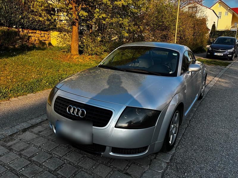 Gebraucht Audi TT 180 PS (132 kW) 1999 Silber Coupé