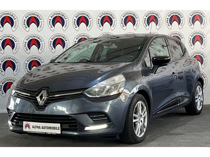 Grau (metallic) Gebraucht 2017 Renault Clio IV Kleinwagen | 9.690 € (Etwas zu teuer) - Bild 1/4