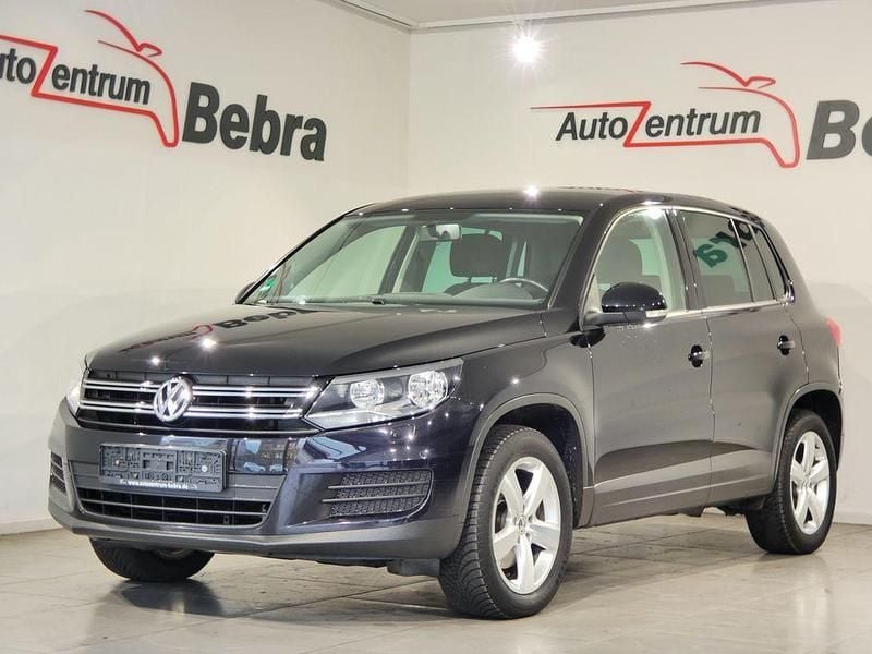 Deep black perleffekt Gebraucht 2013 VW Tiguan Trendline SUV | 9.990 € (Superpreis) - Bild 1/4