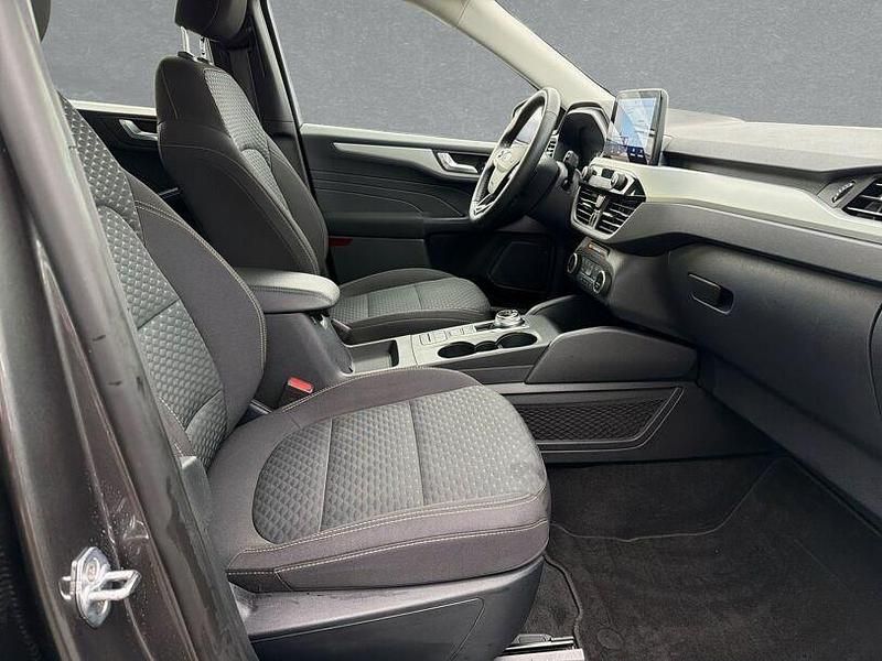 Gebraucht Ford Kuga Cool & Connect 152 PS (111 kW) 2021 Magneticgrau () (metallic) SUV