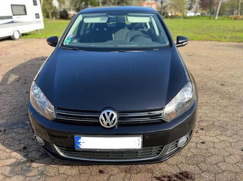 Gebraucht VW Golf VII Highline 122 PS (89 kW) 2012 Schwarz Limousine